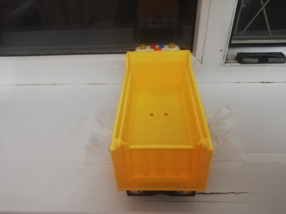 Продам Самосвал Игрушкыный