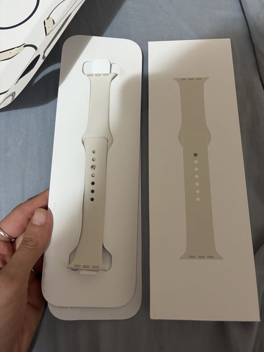 Apple watch se 3 каишка 40 мм s/m starlight