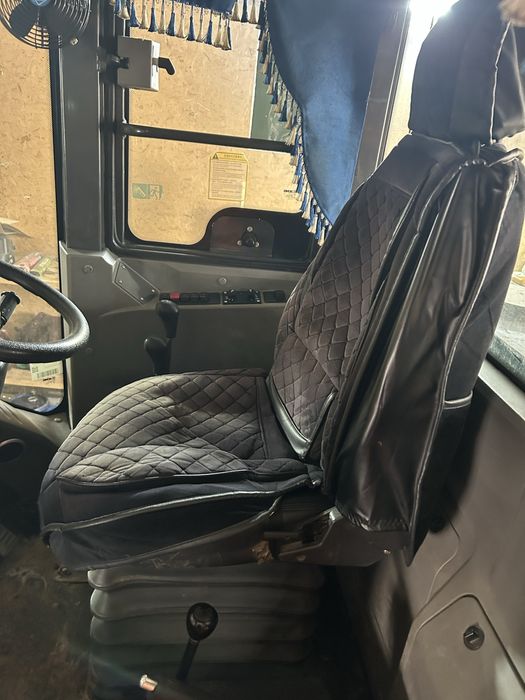 Продам погрузчик 2-кубовый