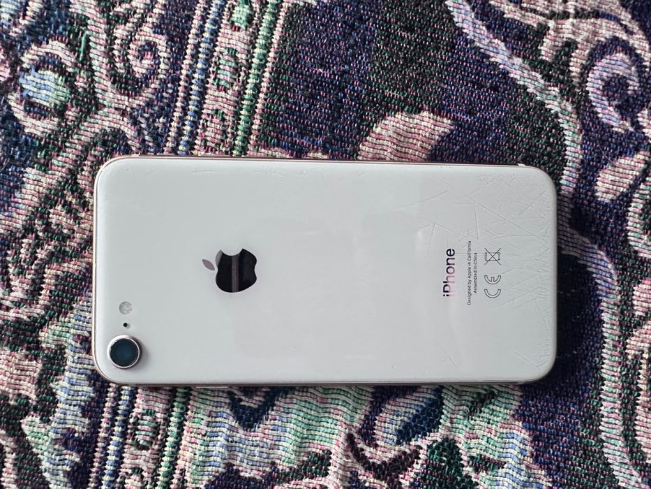 Iphone 8 256гб.