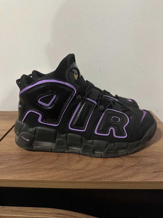 обувки nike uptempo 96