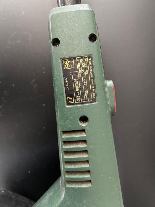 Електрически тример Bosch и Black & Decker