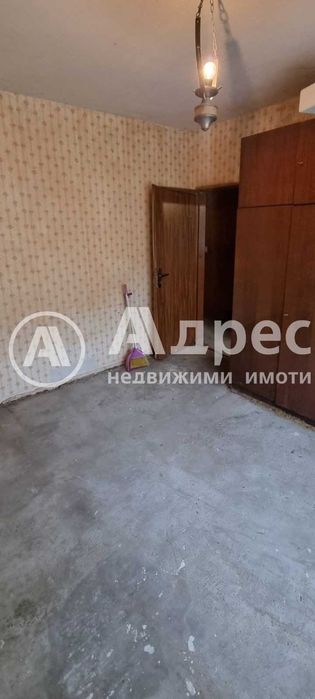 Продава се Тристаен апартамент в Видин, Център - 76 кв.м за 7382 €/кв.м - Снимка #2