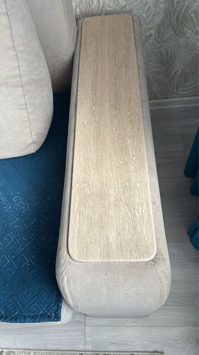 Продам диван в хорошем сост