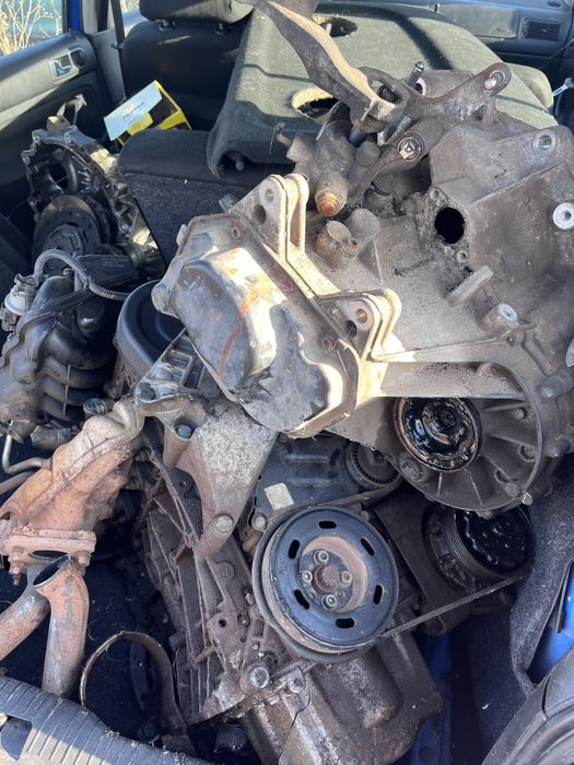 Vw golf 4 за части 1.4 1.6 бен. и 1.9 дизел