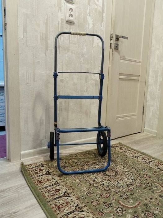 Продается Двухколесная тележка