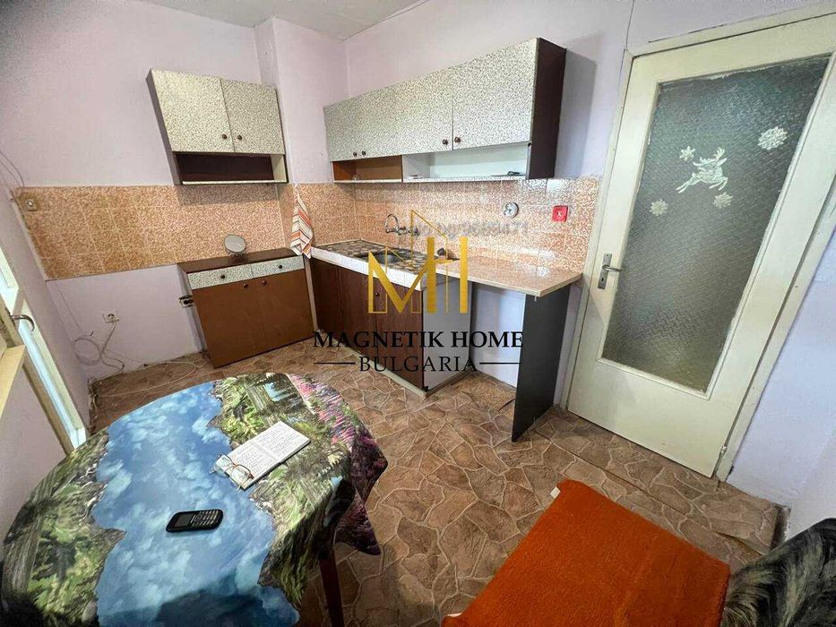 Дава се под наем Двустаен апартамент в Бургас, Меден рудник - зона А - 70 кв.м за 214.2 € - Снимка #8