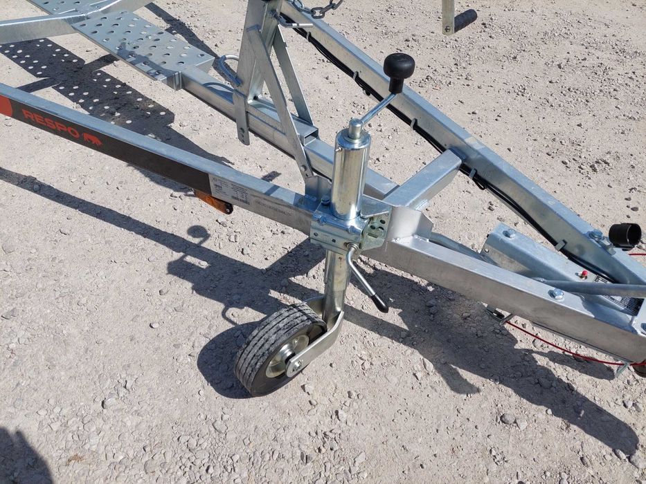 Колесар за лодка до 650см Respo 1800V661L209