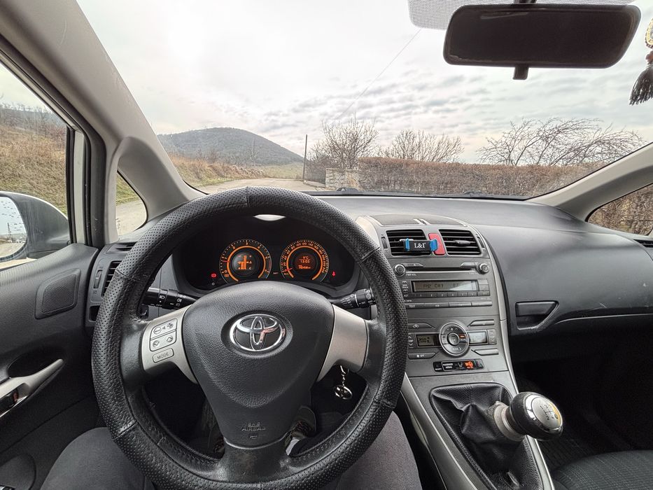 Autoturism Toyota Auris