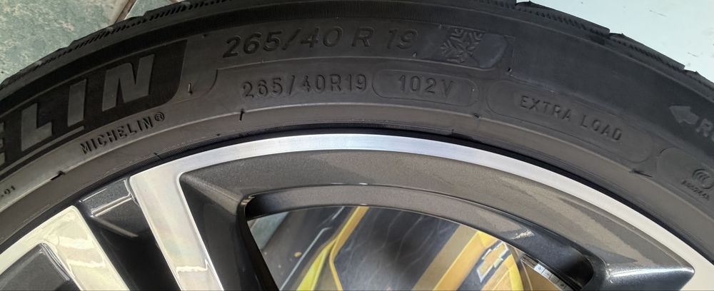 Jante roti iarna BMW M5 F90 M8 F91 Seria 7 G12 R19 doua latimi 10.5J 9.5J