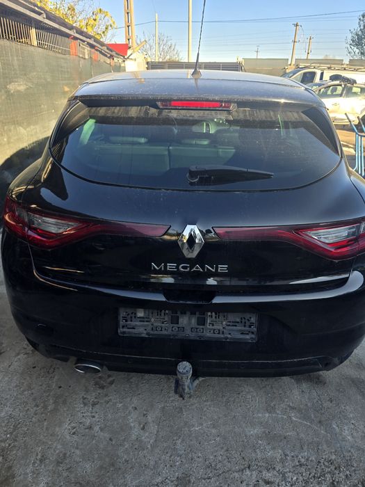 Dezmembrez Renault Megane 4