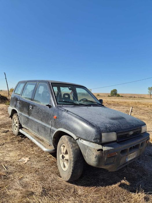 FORD Maverick 2000 — imagine 3