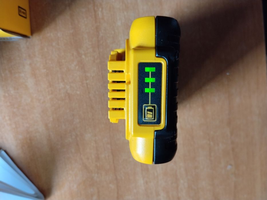 DeWalt 18v  acumulatori