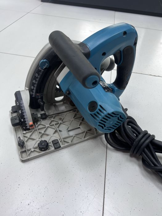 Пила Makita sp6000 (p25)