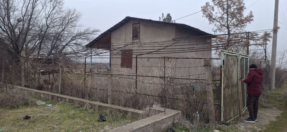 Дача сотилади 12 сотих СРОЧНО