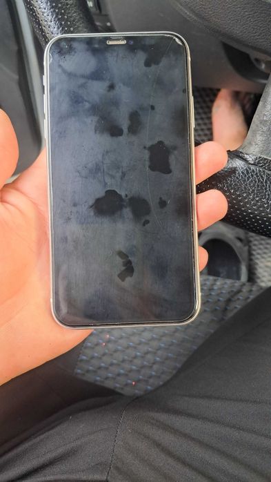 Айфон 11 без минус