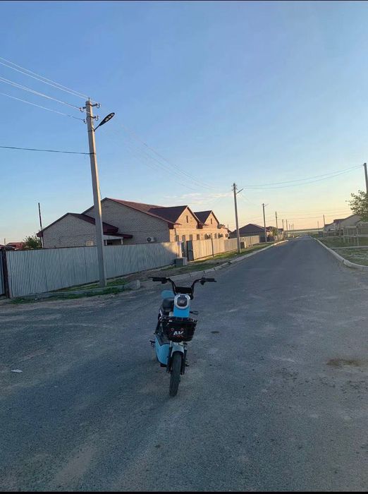 Скутер мопед электронный