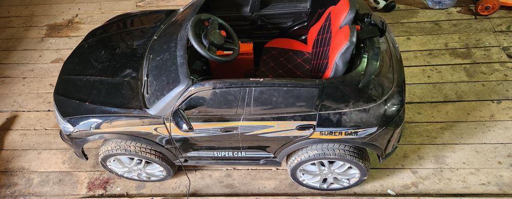 Продам детский автомобиль