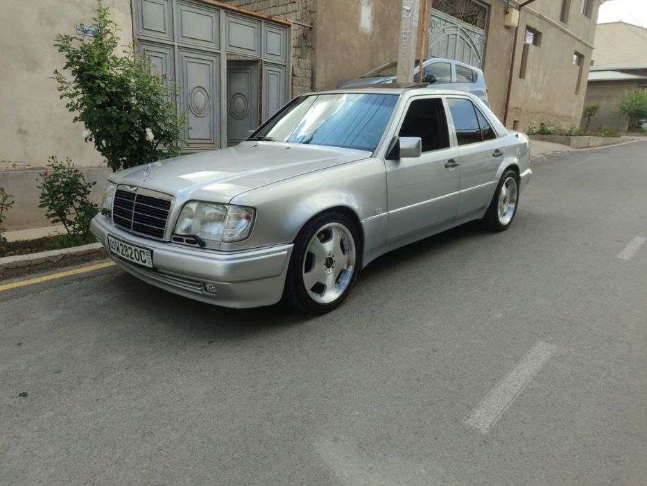 Mersedes Benz w124 sotiladi