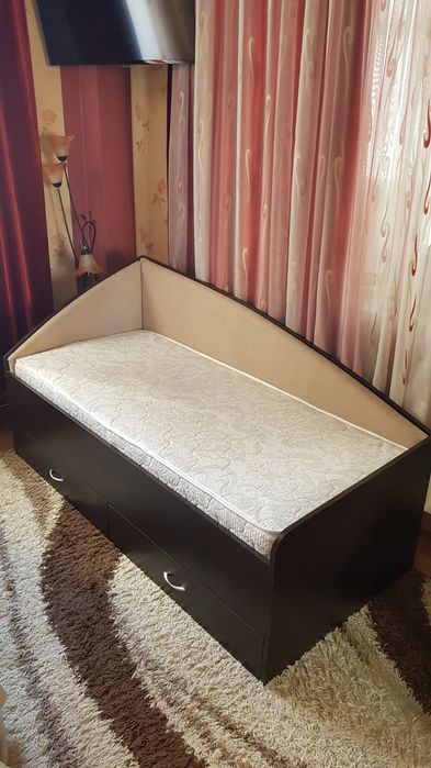 Кровать детская.