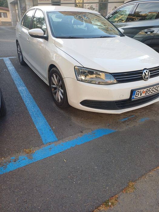 VOLKSWAGEN Jetta 2012 — imagine 3