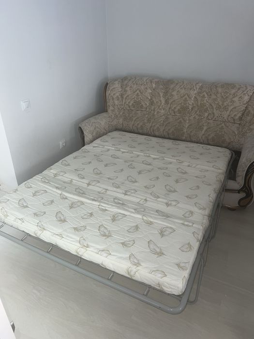 Продам удобный компактный диван