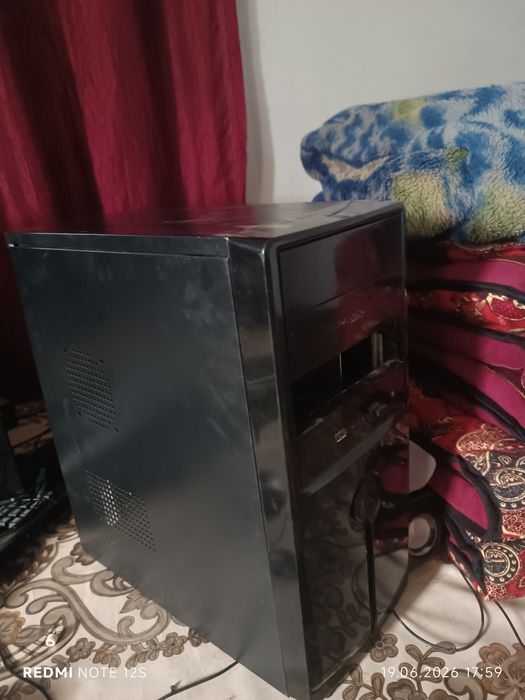 Kompyuter blok chotki