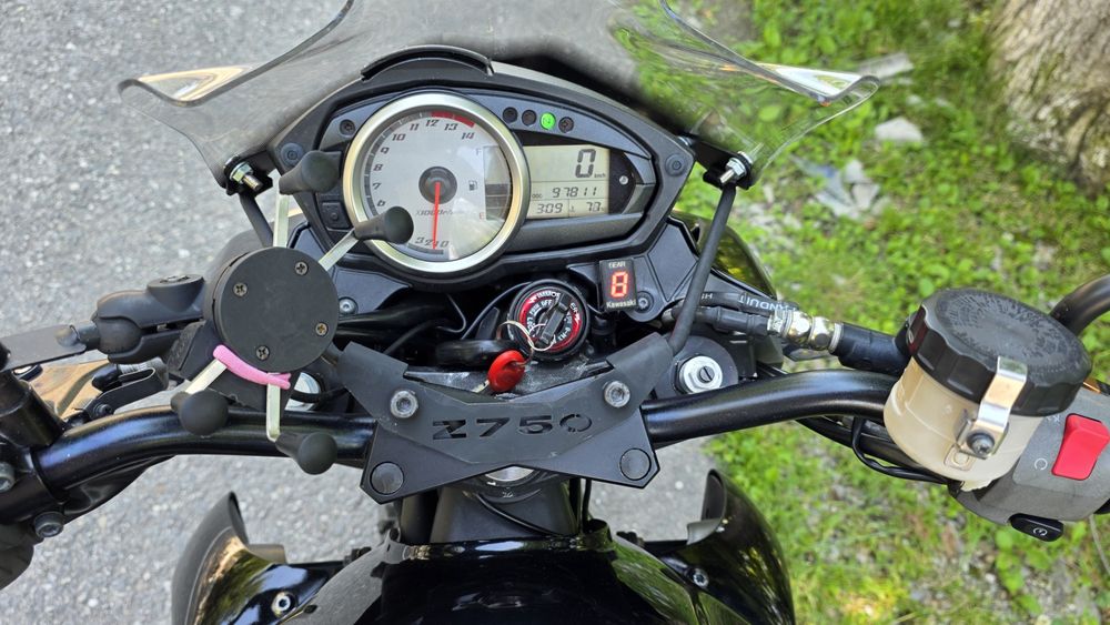 Kawasaki Z750 2009 Naked Bike Full Black