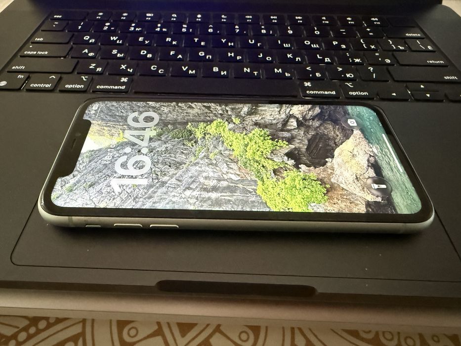 Iphone 11 64gb 75%