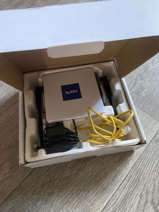 Продам роутер модем