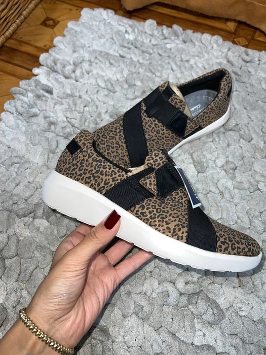 Слипоны Clarks Новые