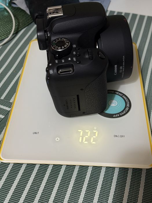 Canon EOS 800D + obiectiv Canon 50mm f1.8