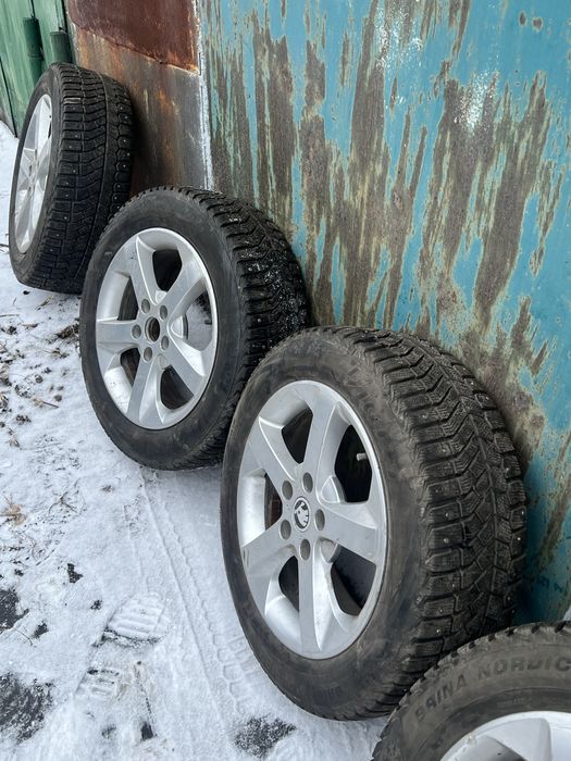 Диски R16 с шинами