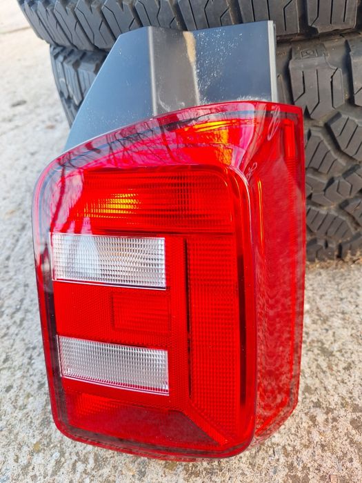 Десен Стоп Hella За Volkswagen T6  Фолксваген Т6 от 2015-2020 Година