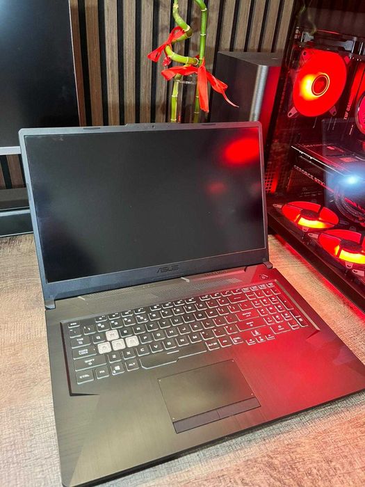 Laptop Gaming ASUS TUF A17 - 64GB RAM - RTX™ 3070 8GB - Ryzen™ 7 5800H