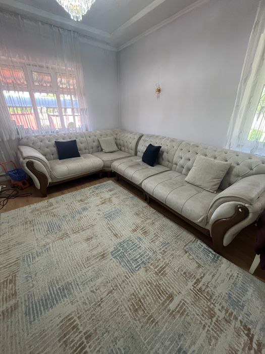 Продам диван угловой