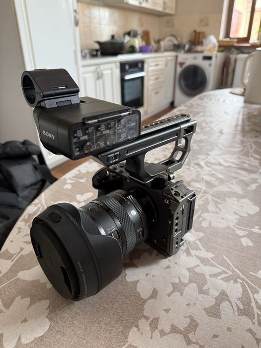 Sony FX3A + sigma 24-70 f2.8 II + viltrox 14mm