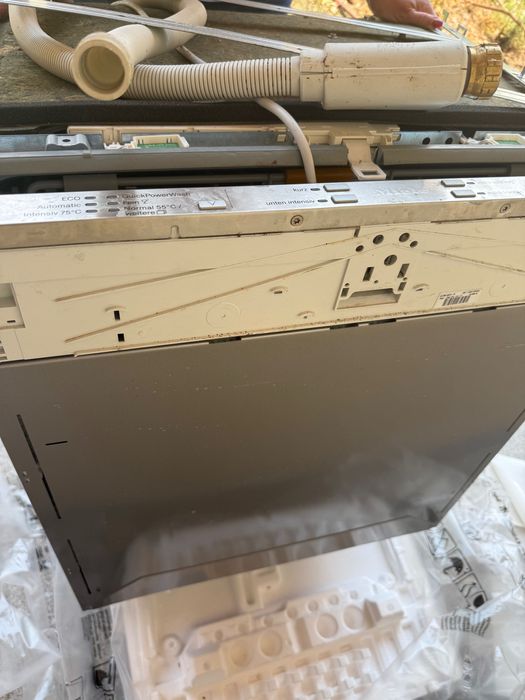 Съдомиялна MIELE за пълно вграждане