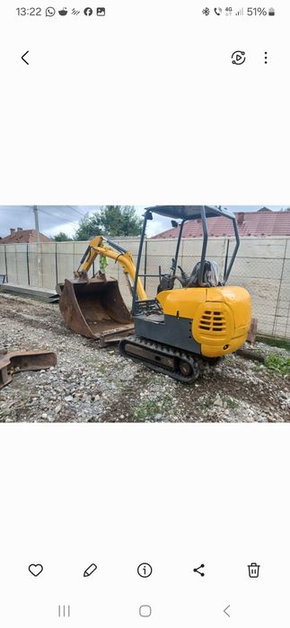 Vand miniexcator komatsu pc15 r8