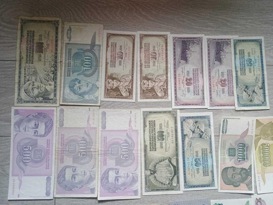 bancnote  diferite tari