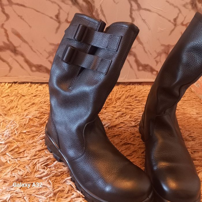 Продам сапоги мужские