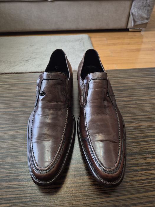 Pantofi de piele