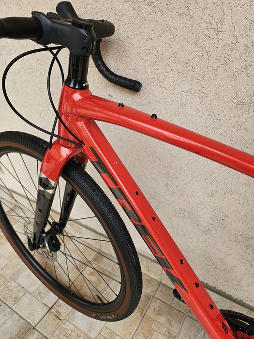 Trek Checkpoint ALR 5