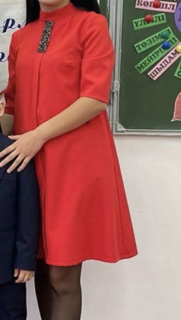 Продам норядные платья