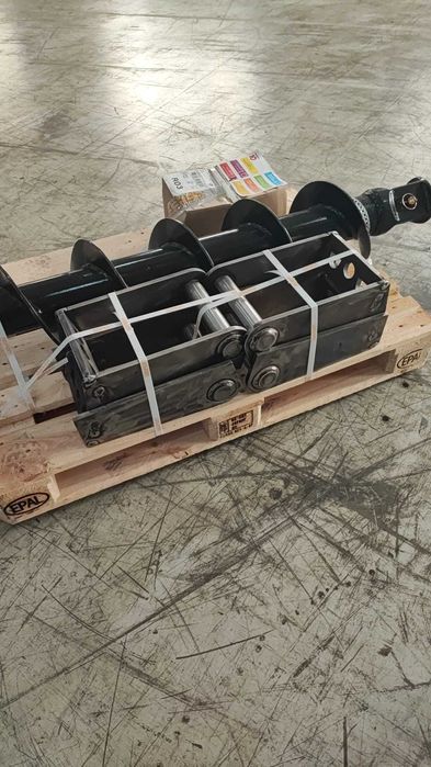 Burghiu pamant pentru teren stancos 250mm cu prindere patrata 75mm