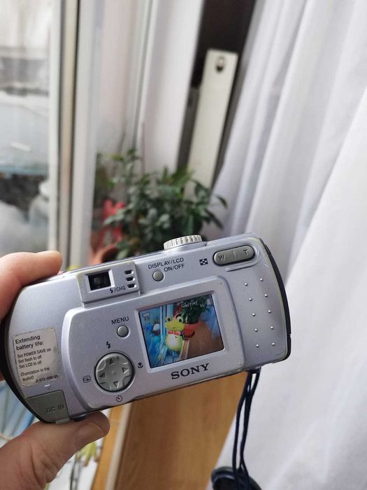 Sony Camera foto digitala Sony Cyber Shot DSC-P30 Functional