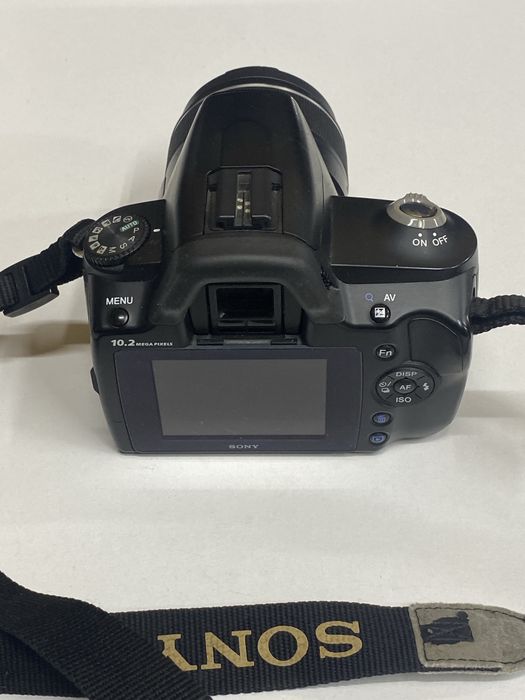 Aparat foto Dslr Sony a 230-10.2 Mpx/ Nikon D 40