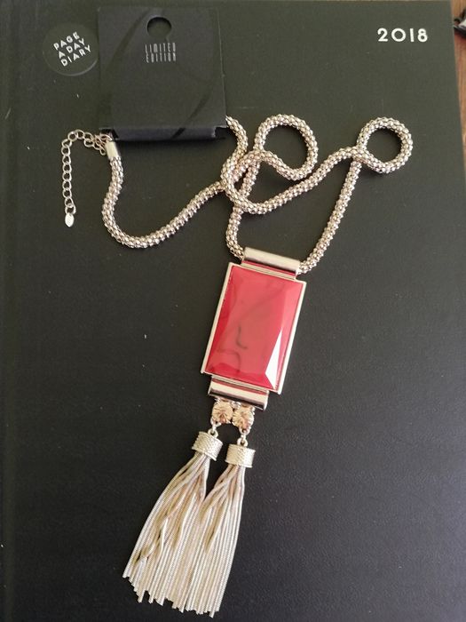 Ново колие OASIS Limited Edition