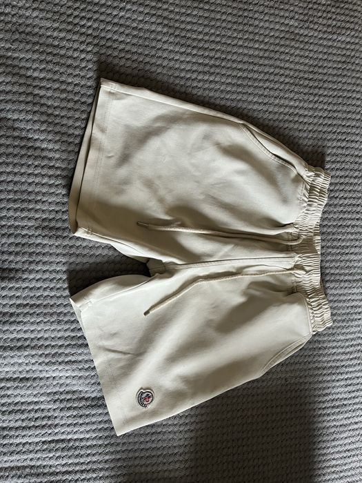 Белые Шорты Moncler