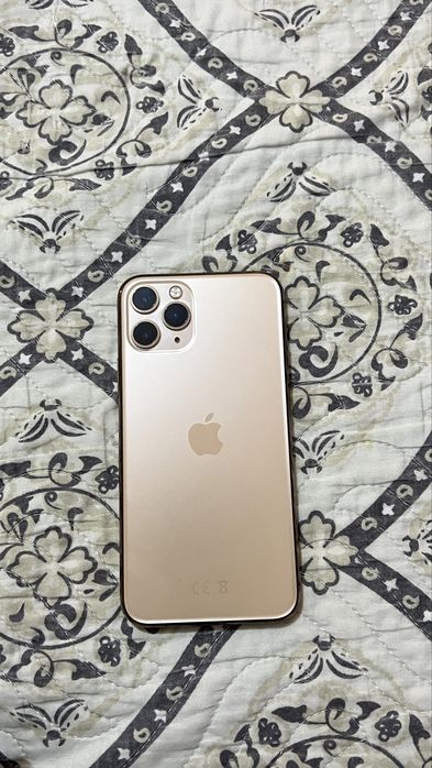 Vand iphone 11 pro impecabil
